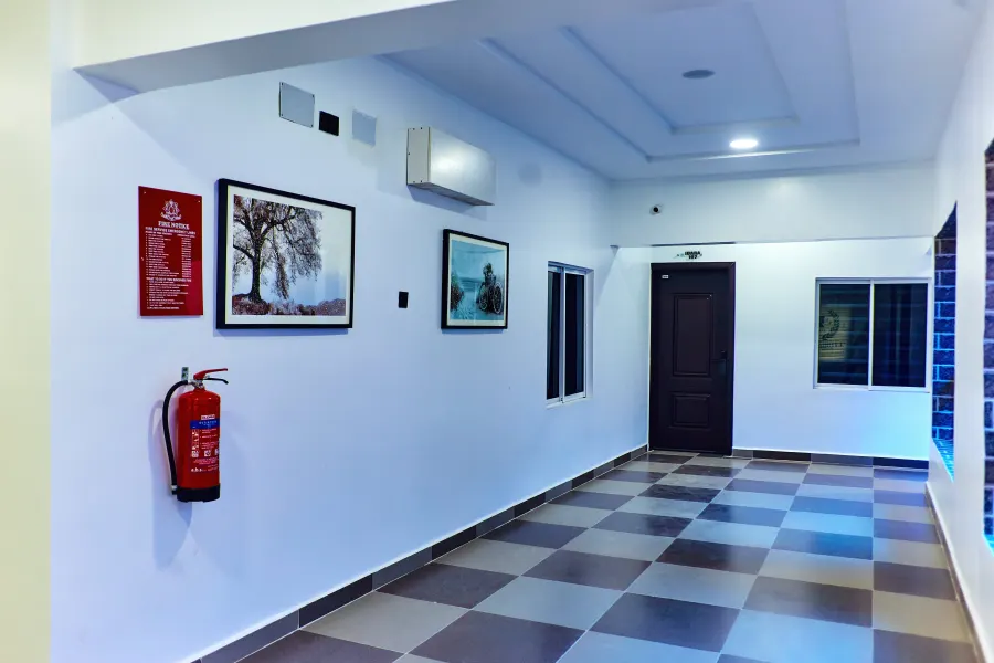 ETIDOND OASIS hotel corridor