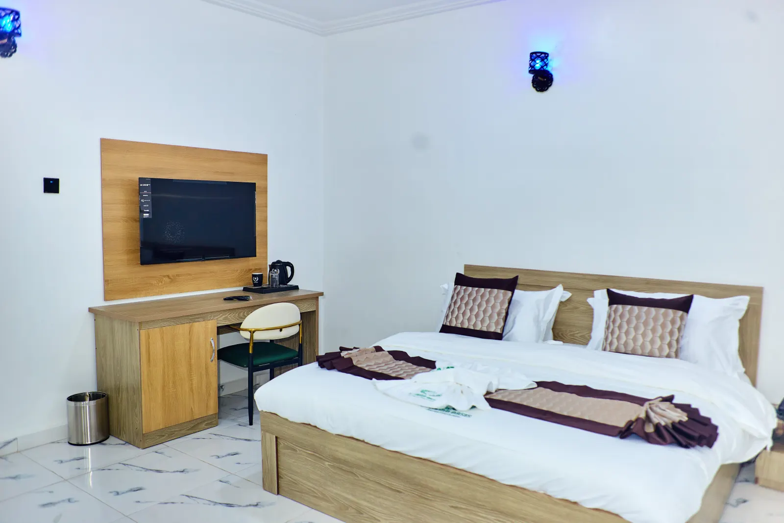 Deluxe Rooms