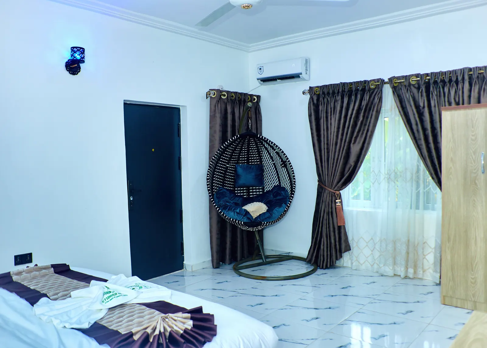 Deluxe Rooms