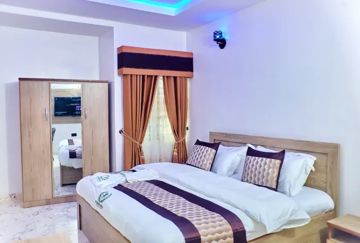 Serviced Apartments